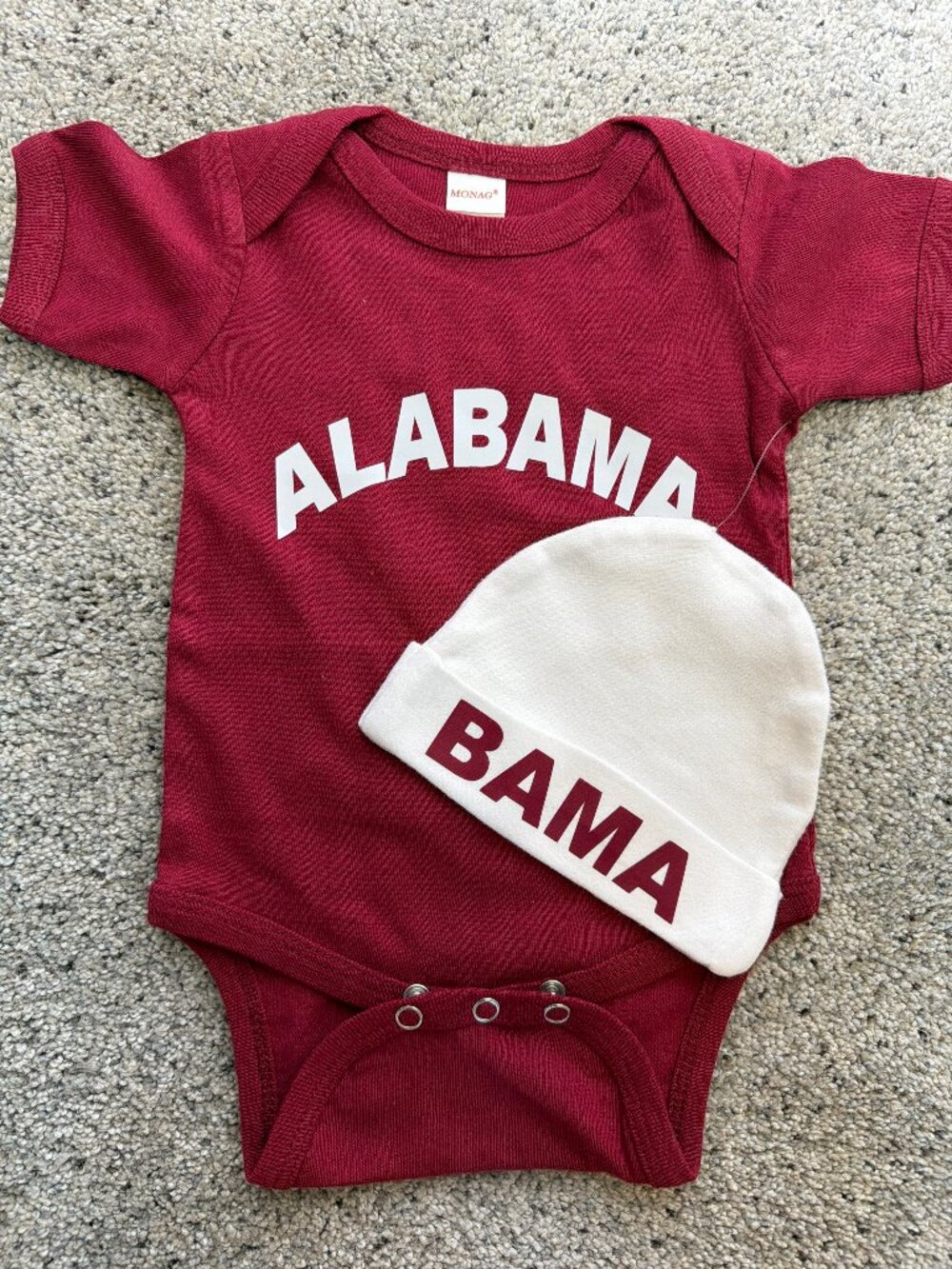 Alabama Crimson Tide Newborn Baby Bodysuit & Beanie Hat Set Crimson Bama Size NB